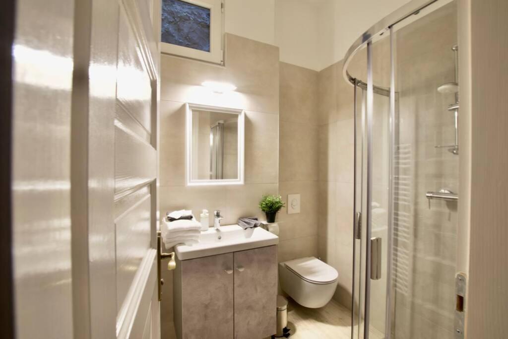 Premium Apartment By Hi5 - Astoria 4 Bedroom 布达佩斯 外观 照片